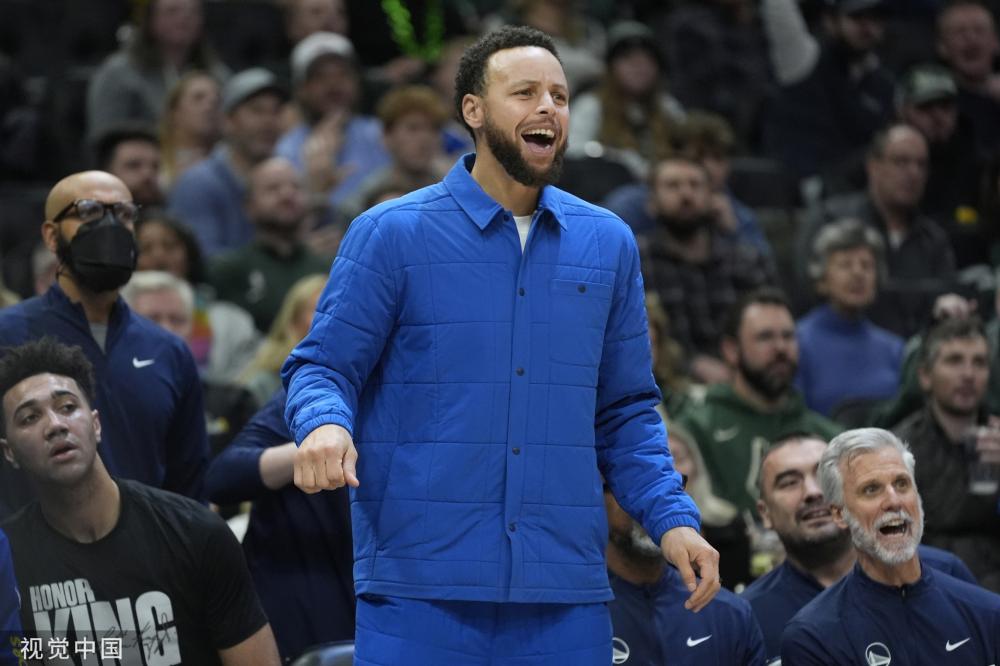 球员开始追 球员开始追